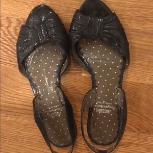 Sling back sandals in the deep navy blue/black